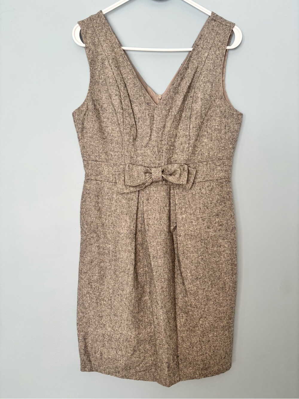Monteau Sleeveless Sheath Dress Bow Detail Gray V-Neck Size Medium